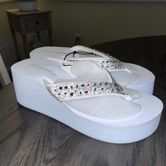 🌸🥂HOST PICK🥂🌸 Platform Jewel Wedge Sandals - Picture 5 of 6